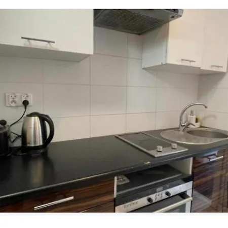 Airport Cybernetyki 3c 아파트 바르샤바